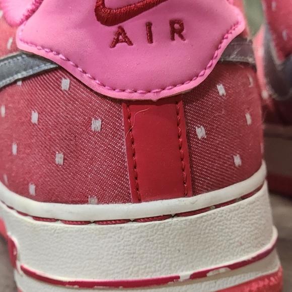 Nike af1 Valentine's day release - Picture 4 of 8